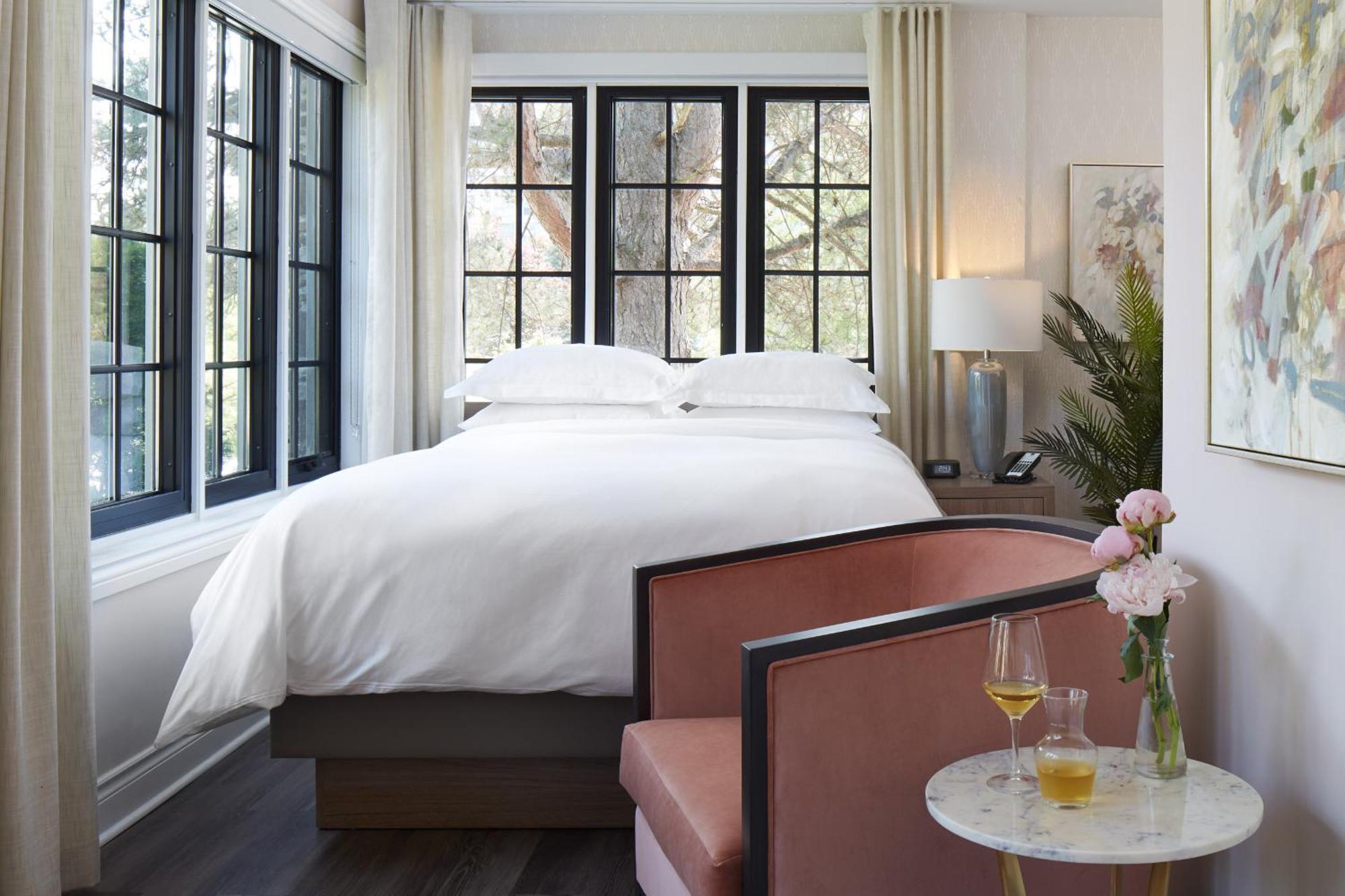 The Glenerin Inn Mississauga Bagian luar foto